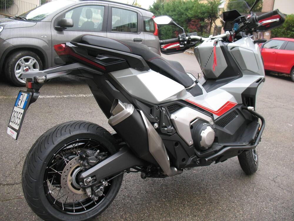 Honda X-ADV 750 DCT (2021 - 24) (5)