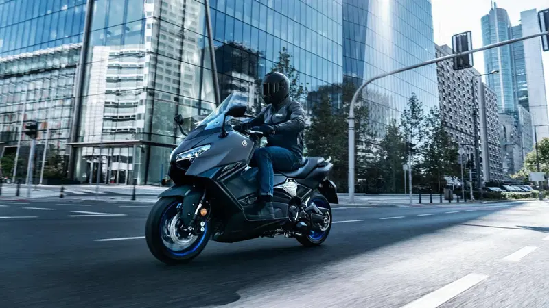 Yamaha T-Max 560 (2025 - 26) (10)