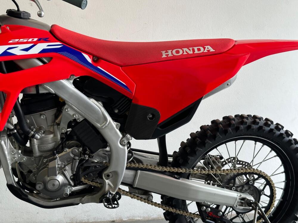 Honda CRF 250 R (2022) (4)