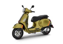 Vespa GTS 300 Super Sport (2023 - 24) nuova