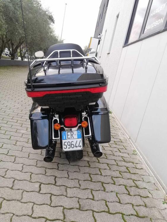 Harley-Davidson 114 Road Glide Ultra (2019) - FLTRXU (4)