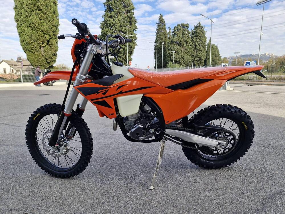 KTM 250 EXC-F (2025) (3)