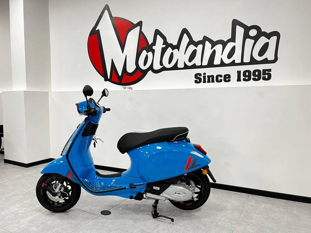 Vespa Sprint 125 Sport (2023 - 24) (2)