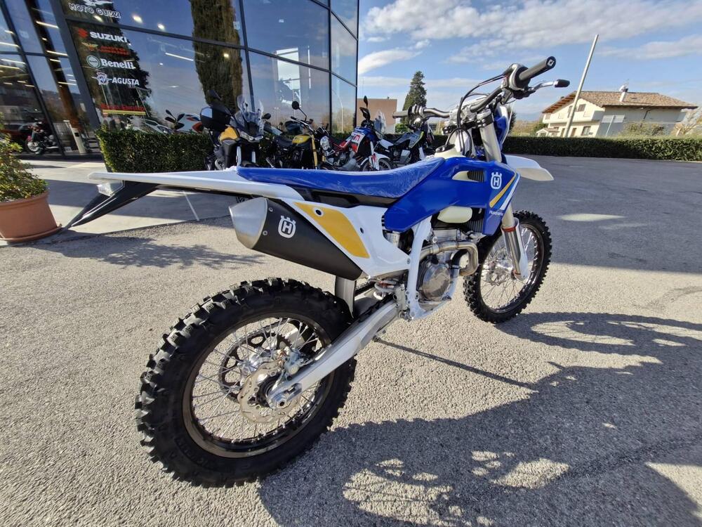 Husqvarna FE 250 Heritage (2025) (5)