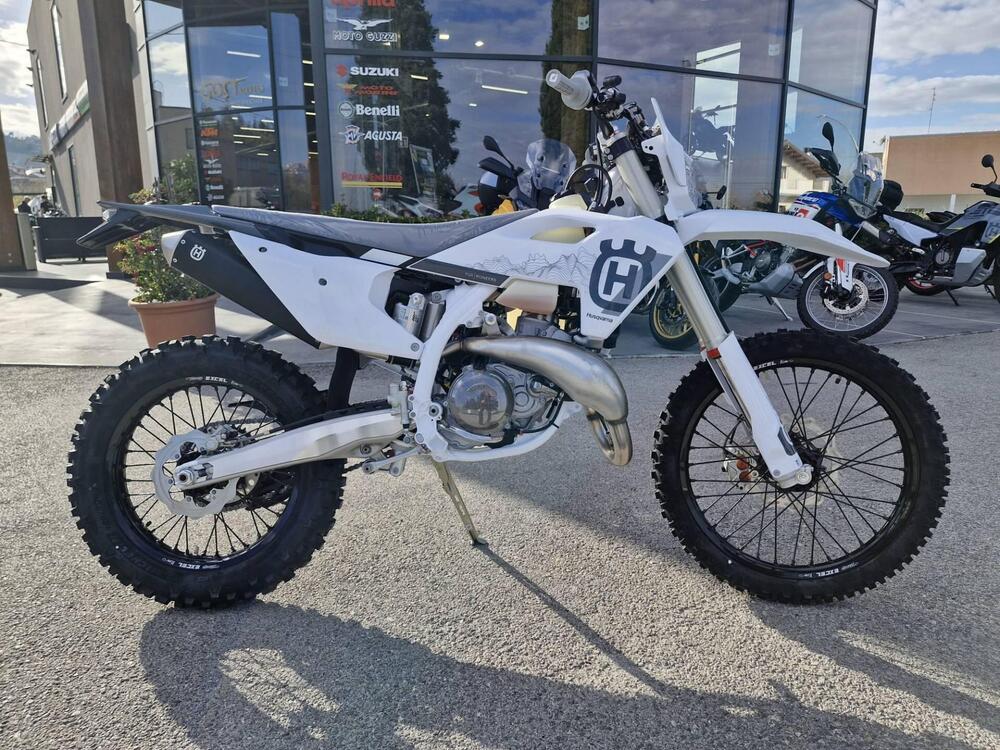 Husqvarna TE 300 Pro (2025)