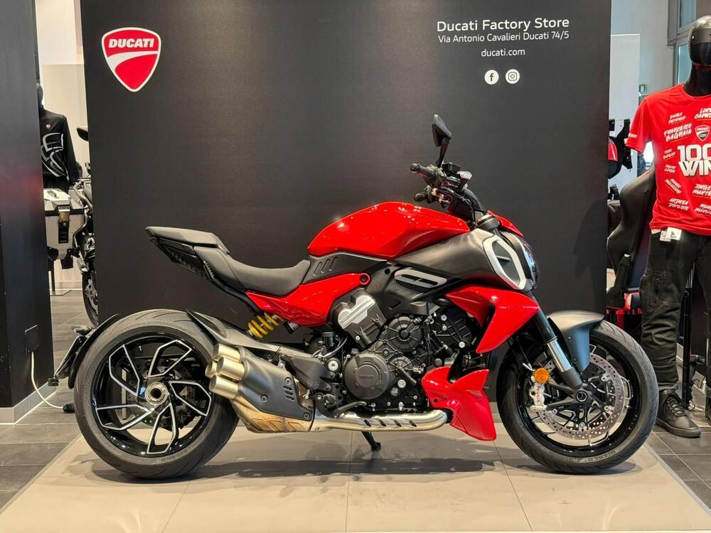 Ducati Diavel V4 (2023 - 24) (2)