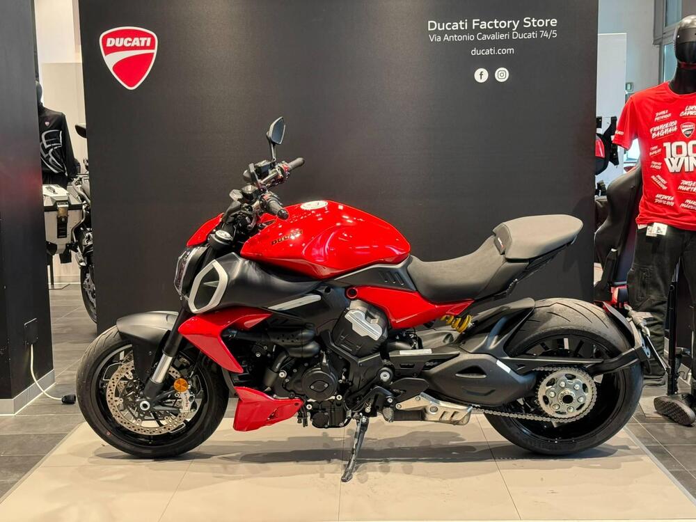 Ducati Diavel V4 (2023 - 24) (5)