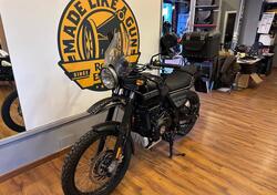 Royal Enfield Himalayan 411 (2017 - 20) usata