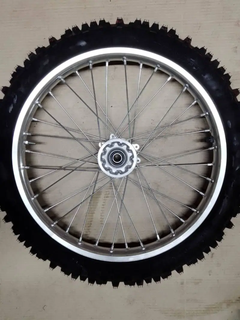 RUOTA ANTERIORE CON PNEUMATICO PER HONDA CRF 250 E (2)