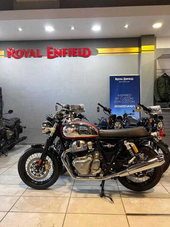 Royal Enfield Interceptor 650 (2021 - 24) (3)