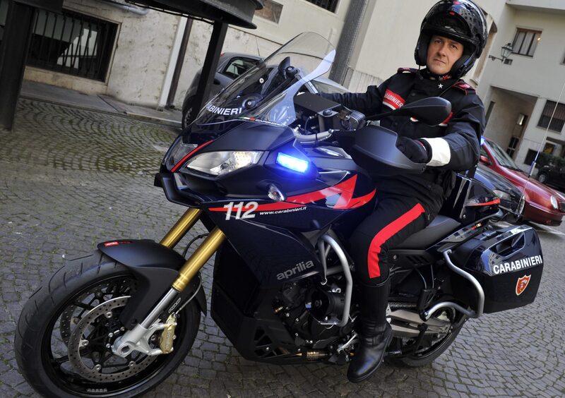 25 Aprilia Caponord 1200 all&#039;Arma dei Carabinieri