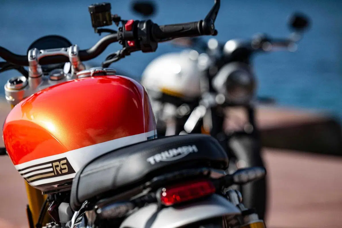 Triumph Speed Twin 1200 e Speed Twin 1200 RS: quale scegliere? (4)