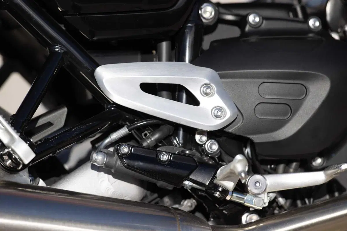 Triumph Speed Twin 1200 e Speed Twin 1200 RS: quale scegliere? (5)
