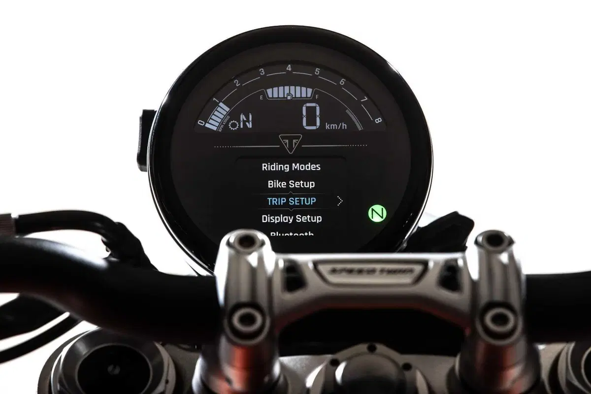 Triumph Speed Twin 1200 e Speed Twin 1200 RS: quale scegliere?