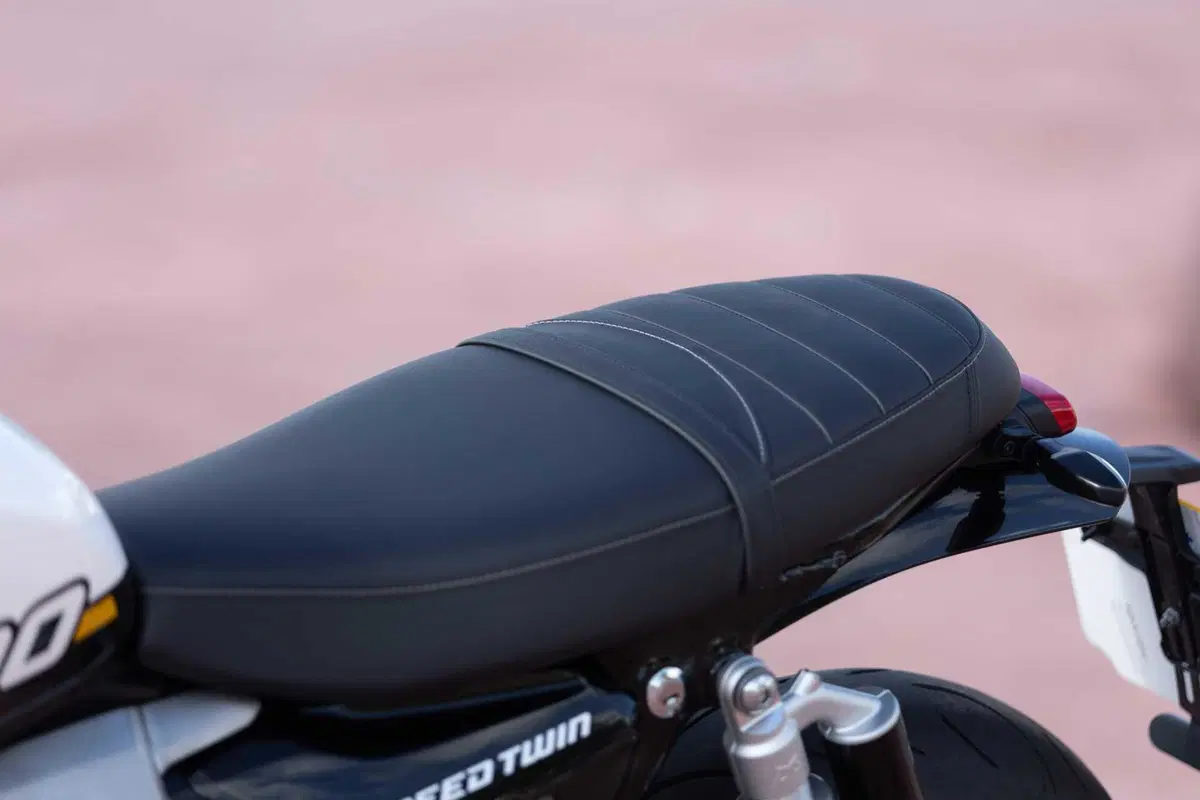 Triumph Speed Twin 1200 e Speed Twin 1200 RS: quale scegliere? (31)