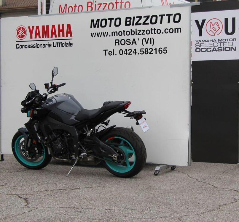 Yamaha MT-10 (2022 - 25) (5)