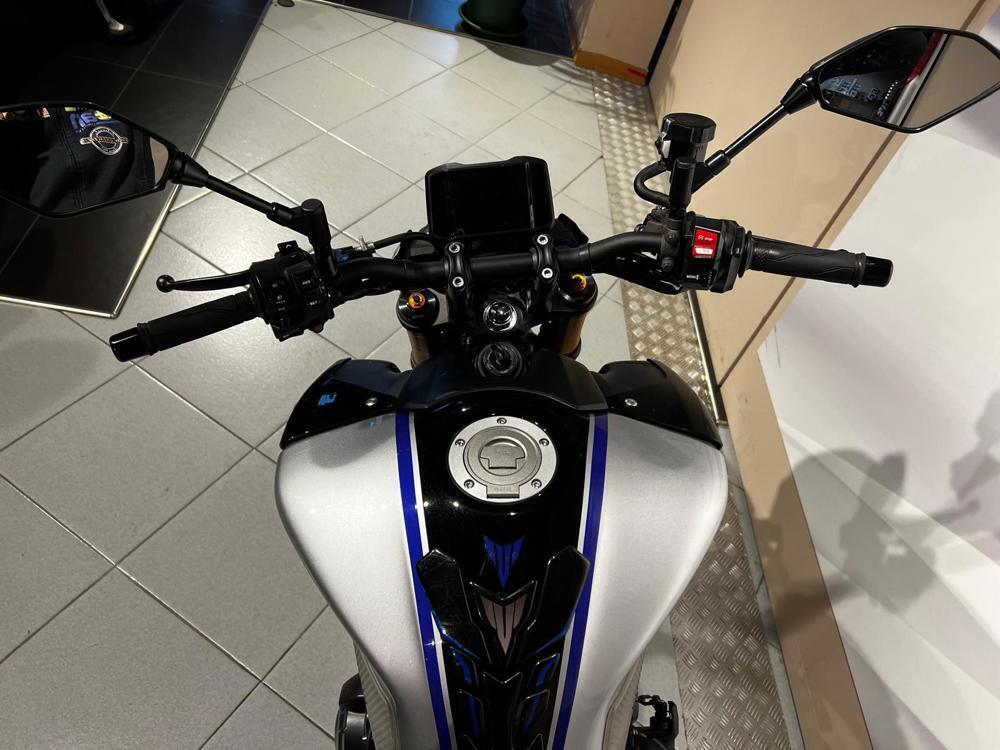 Yamaha MT-09 SP (2021 - 23) (3)