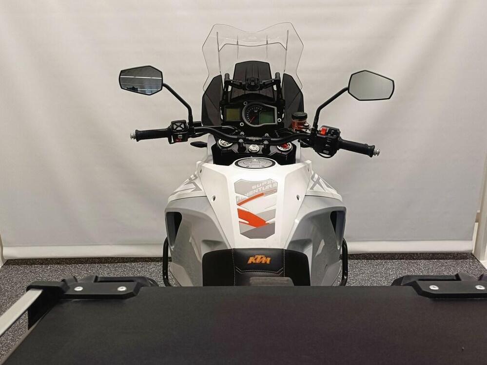 KTM 1290 Super Adventure T (2017) (5)