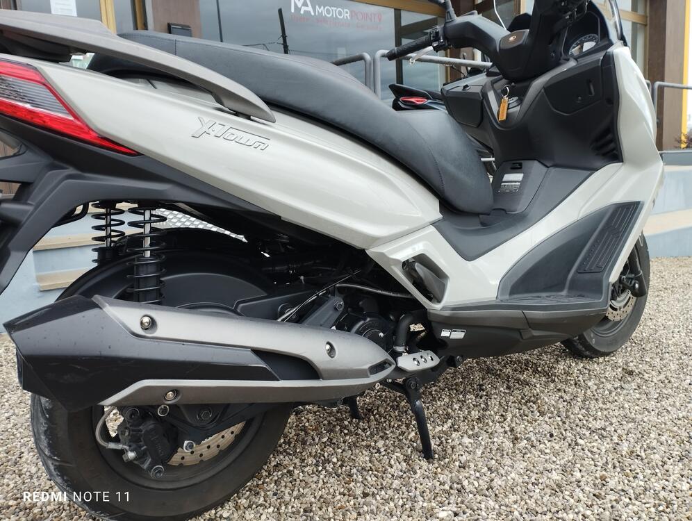 Kymco Xciting 300i (5)