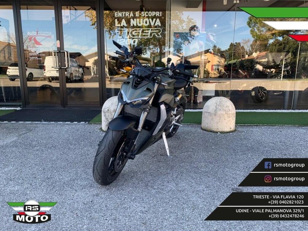 Ducati Streetfighter V2 955 Green (2022 - 23) (2)