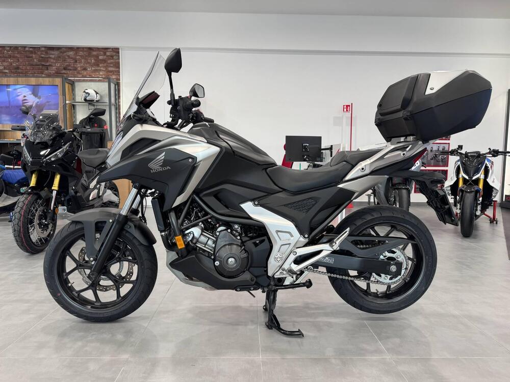 Honda NC 750 X DCT (2021 - 24) (3)