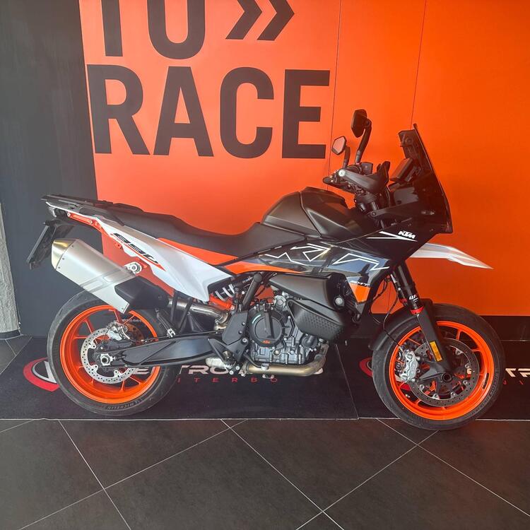 KTM 890 SMT (2023 - 25)