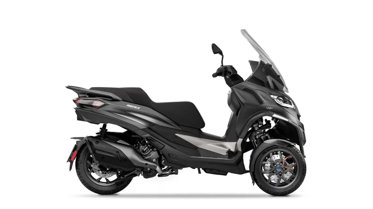 Piaggio MP3 MP3 530 Hpe Exclusive (2025 - 26) (3)
