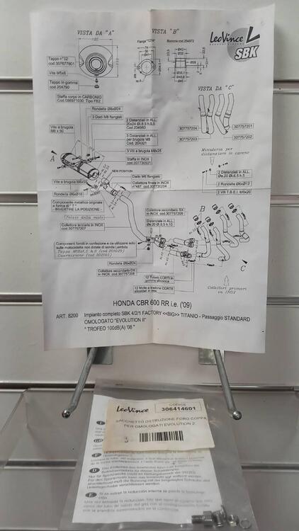 LEOVINCE SBK FACTORY titanio HONDA CBR 600 RR '0 (5)