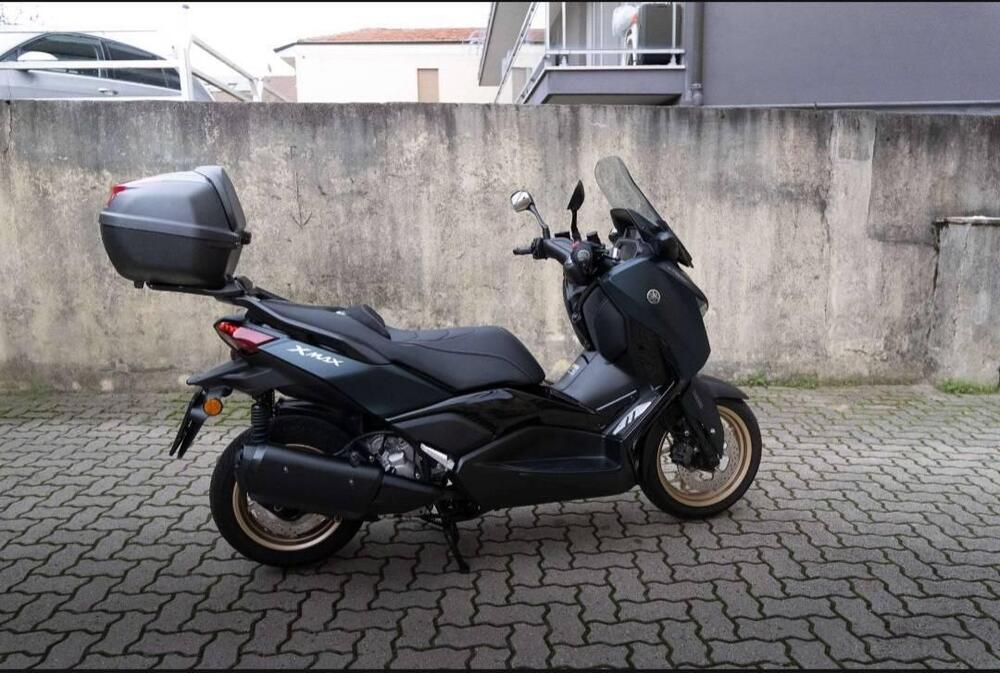 Yamaha X-Max 300 Tech Max (2021 - 24) (2)