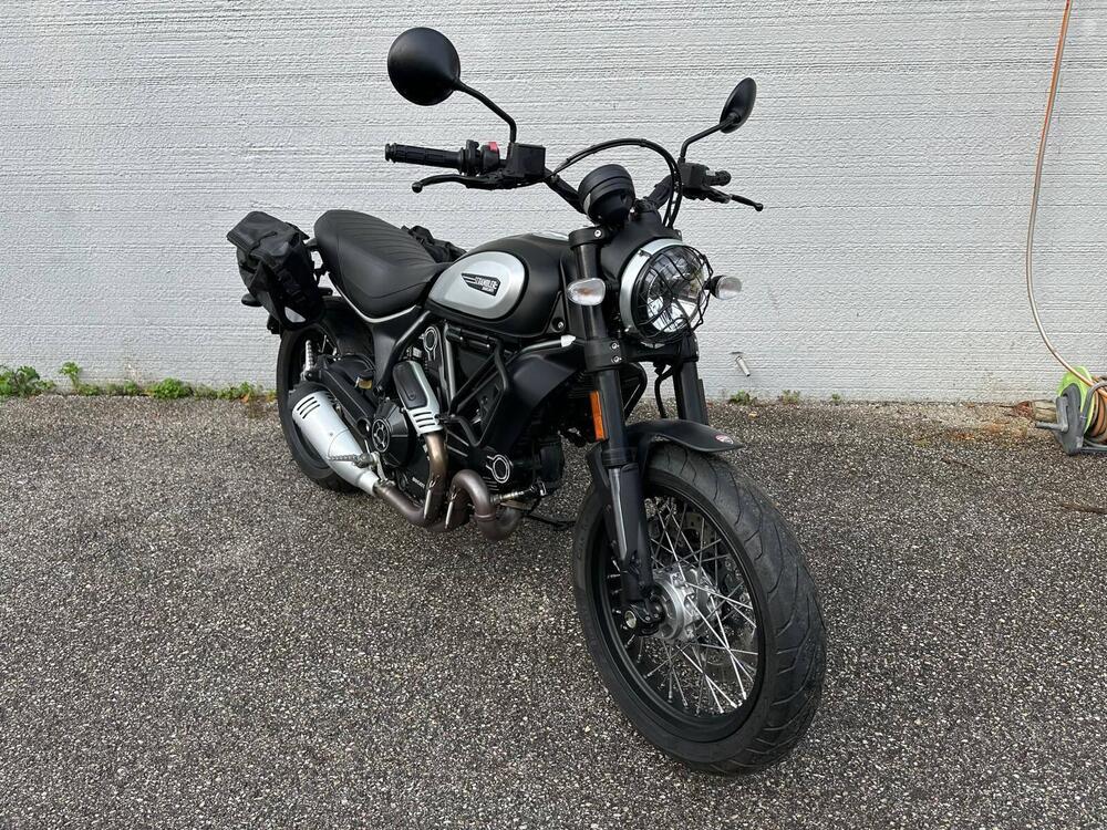 Ducati Scrambler 800 Icon Dark (2020) (2)