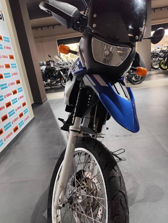 Bmw F 650 GS Dakar (2)