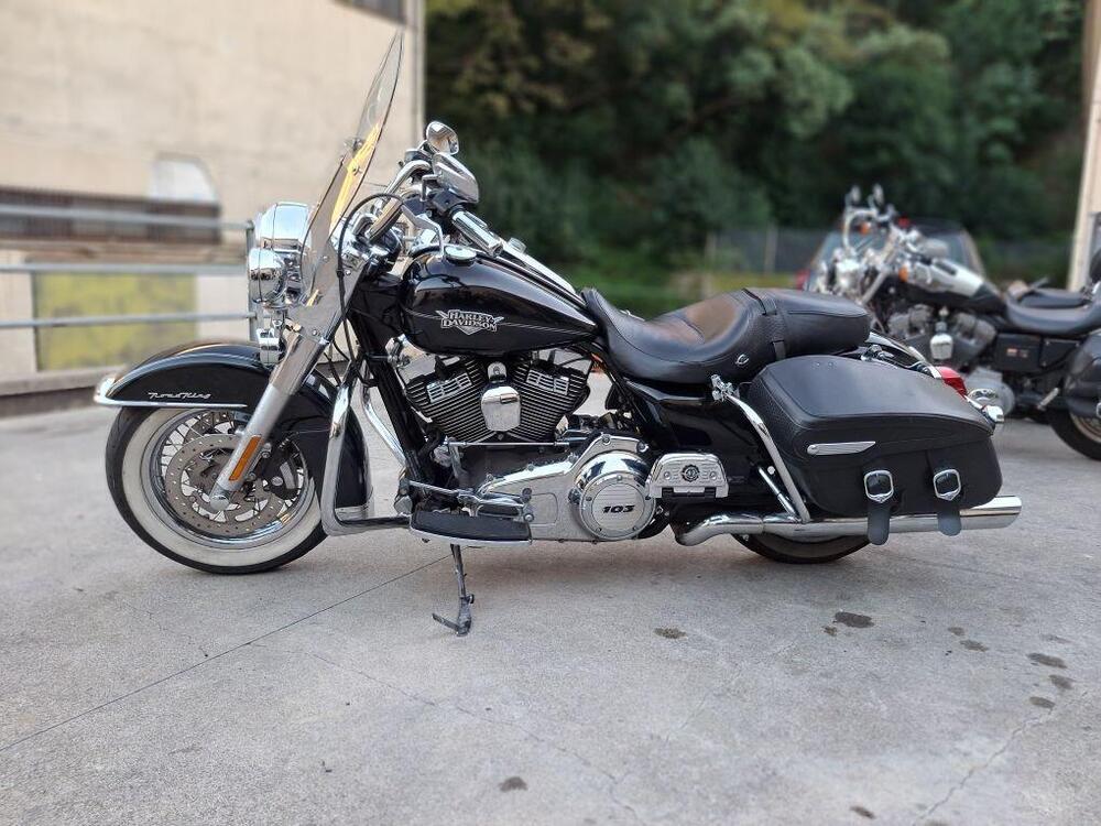 Harley-Davidson 103 Road King Classic (2013 - 16) - FLHRC (2)