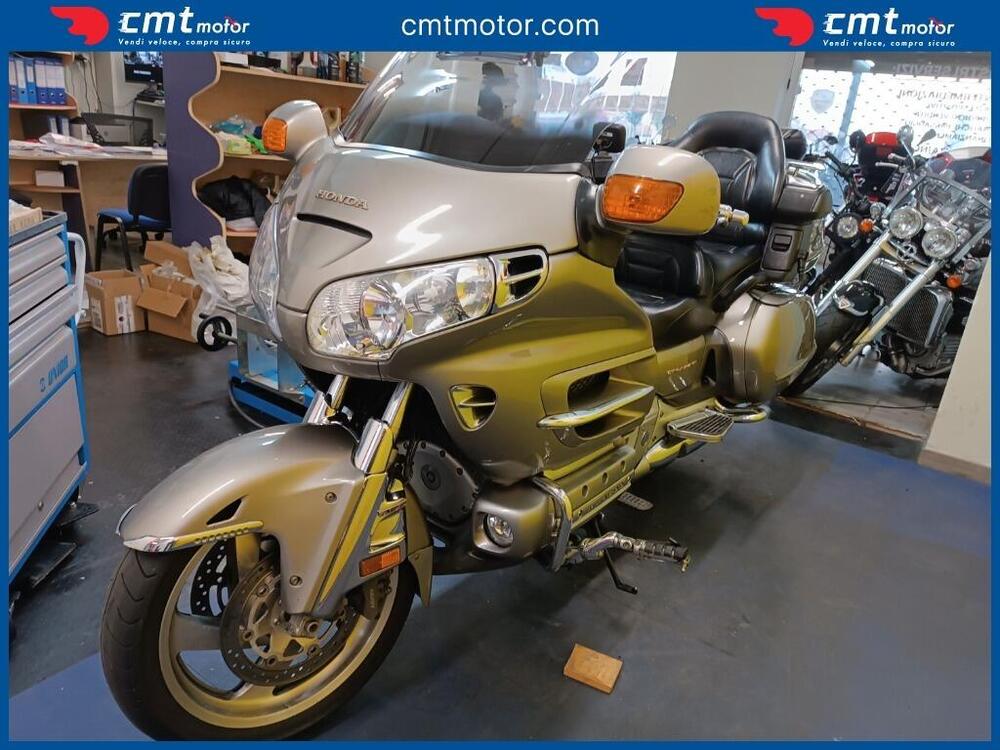 Honda GL 1800 Gold Wing (2000 - 05) (4)