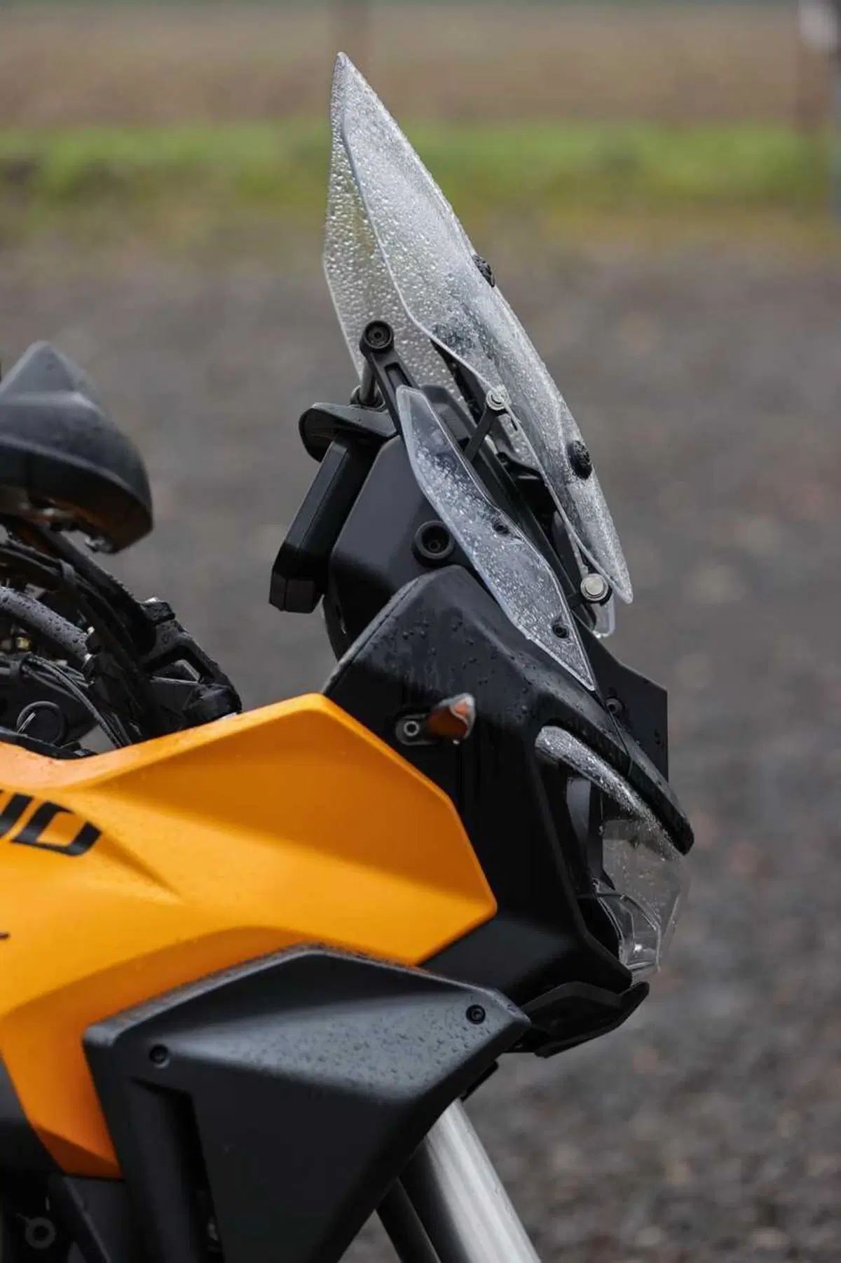 Stelvio o V85 Strada? Confronto agli antipodi in casa Moto Guzzi [VIDEO] (3)
