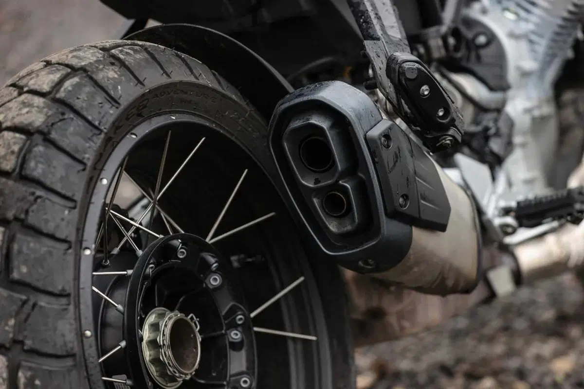 Stelvio o V85 Strada? Confronto agli antipodi in casa Moto Guzzi [VIDEO] (35)