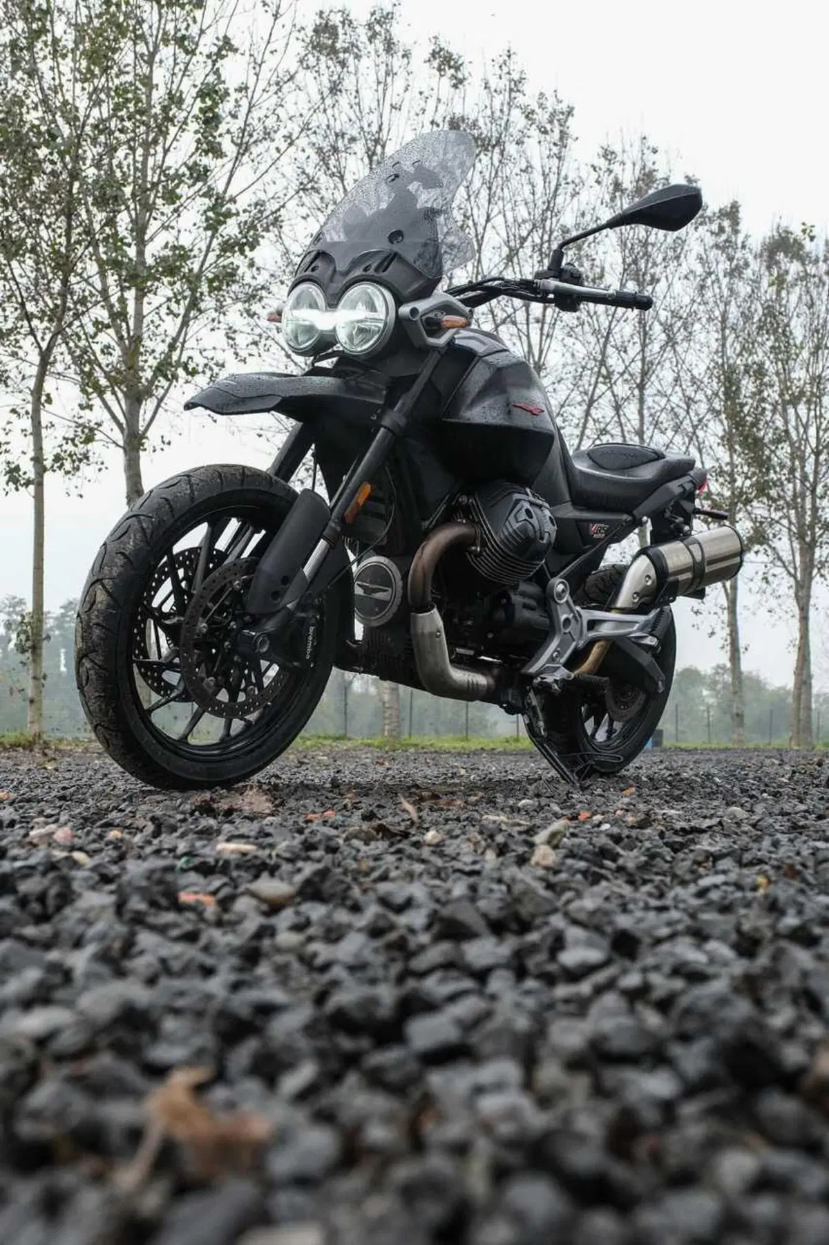 Stelvio o V85 Strada? Confronto agli antipodi in casa Moto Guzzi [VIDEO] (25)