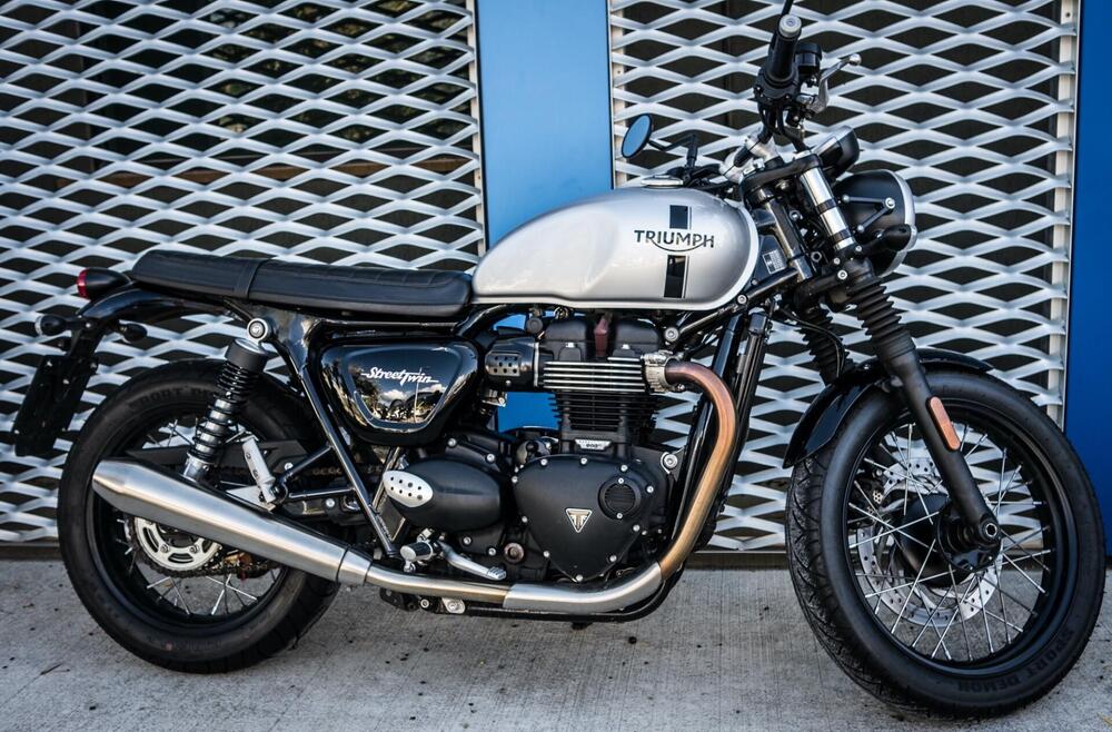 Triumph Street Twin 900 (2017 - 18) (5)