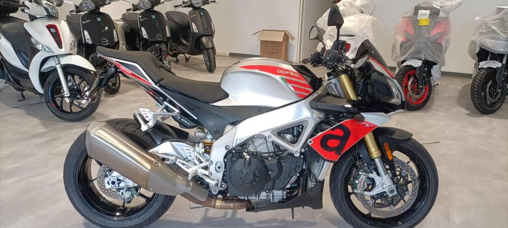 Aprilia Tuono 1100 V4 RR (2017 - 18)