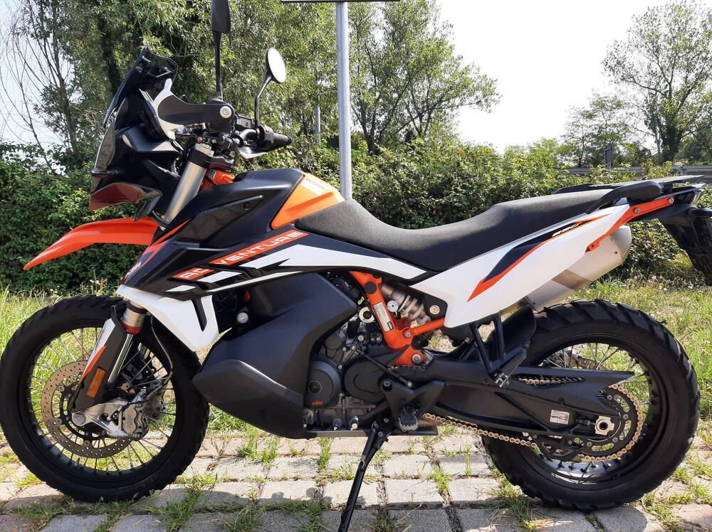 KTM 890 Adventure R (2022)