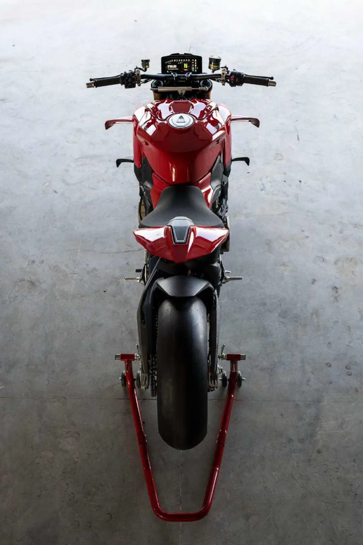 Ducati Streetfighter V4 e V4S 2025. 214 cv per 189 kg: adesso ancora più tecnologica e performante [VIDEO] (51)