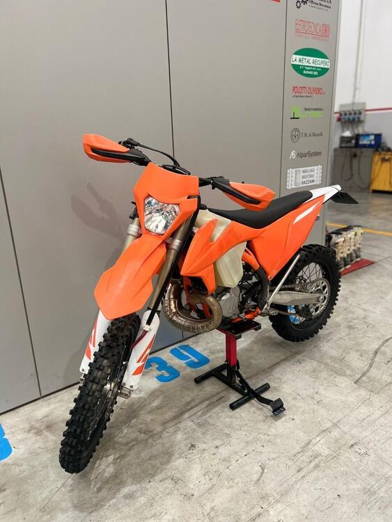 KTM 300 EXC TPI (2023) (4)