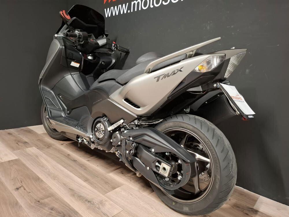 Yamaha T-Max 530 (2015 - 16) (3)