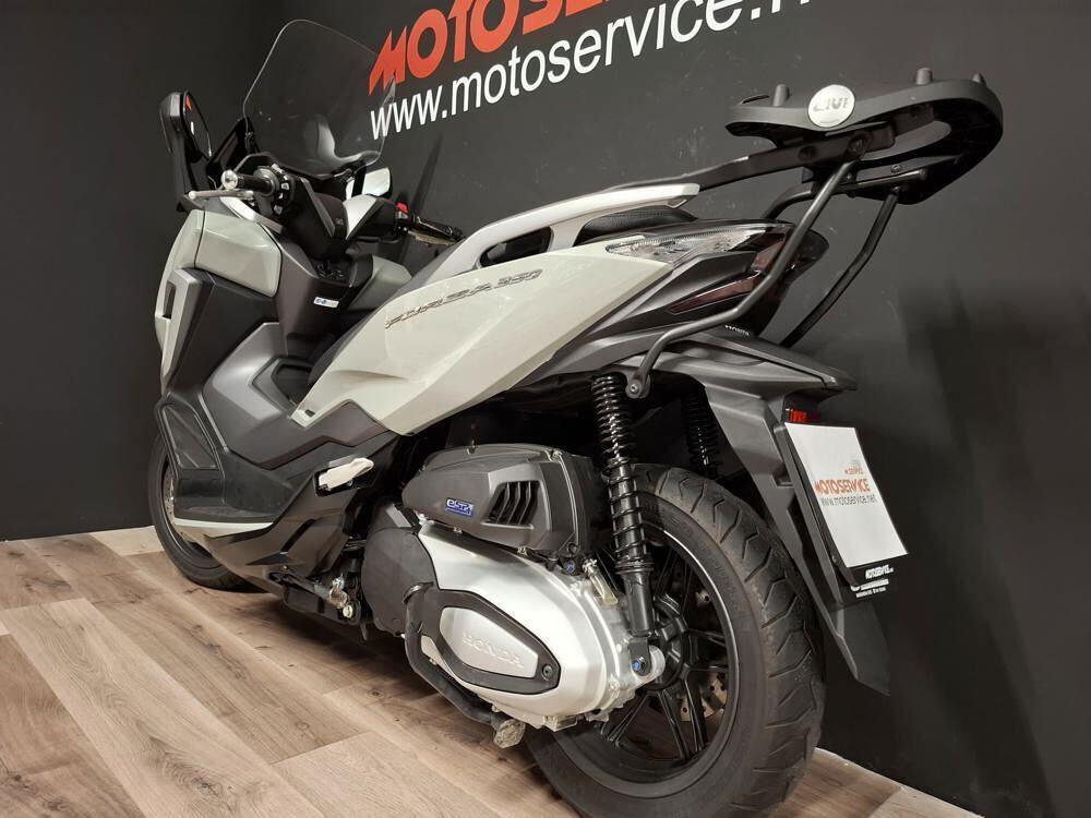 Honda Forza 350 (2022) (3)