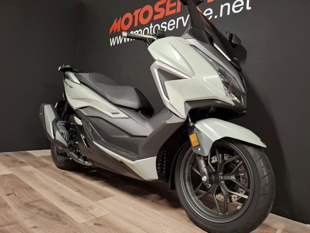 Honda Forza 350 (2022) (5)