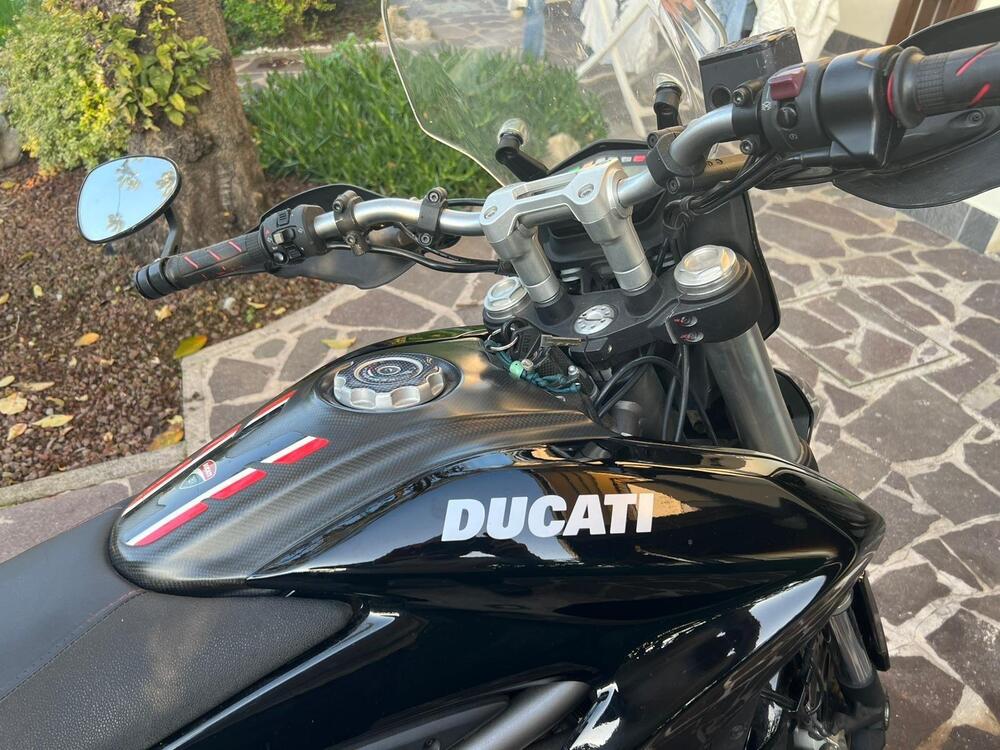 Ducati Hyperstrada 821 (2013 - 15) (4)