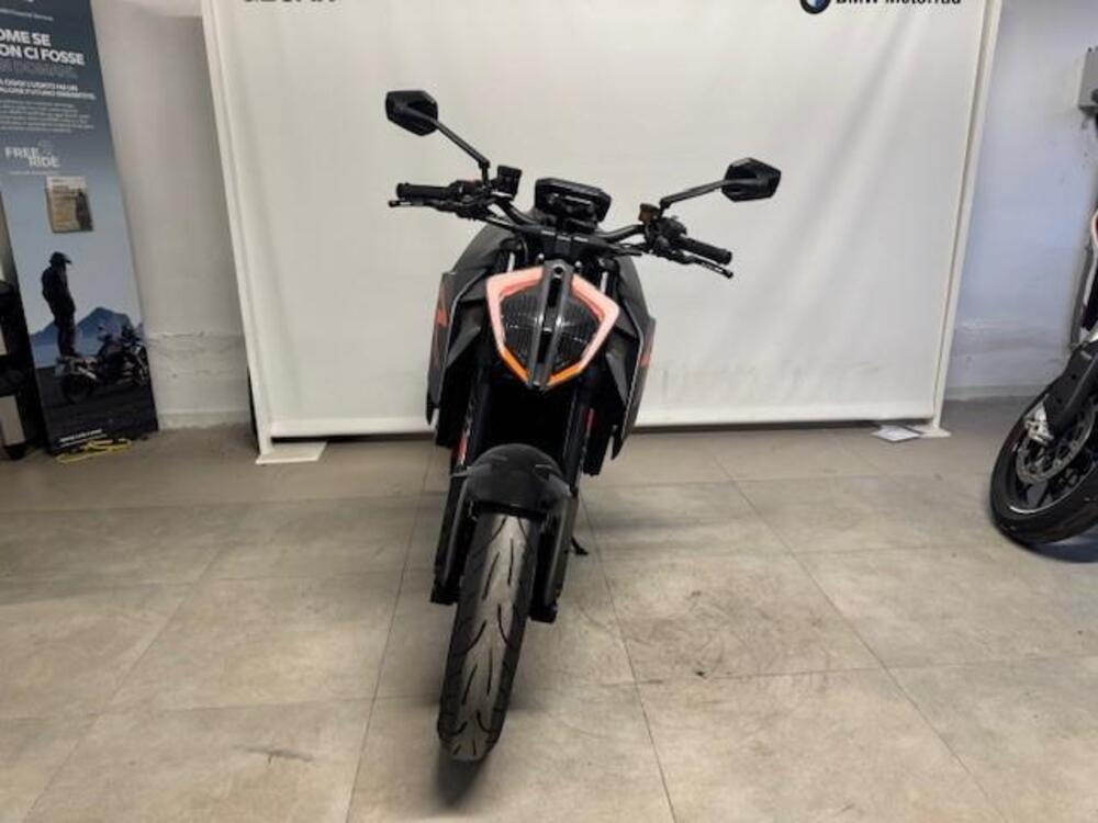 KTM 1290 Super Duke R (2019) (3)