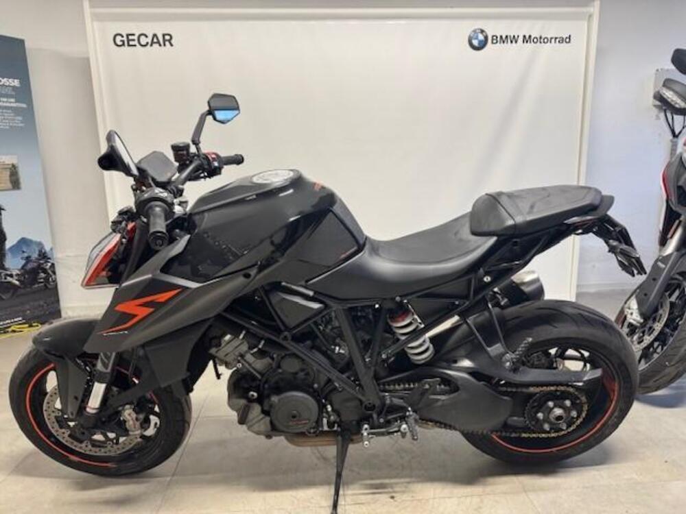 KTM 1290 Super Duke R (2019) (5)