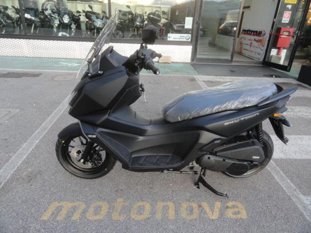 Kymco Skytown 125i (2024) (5)