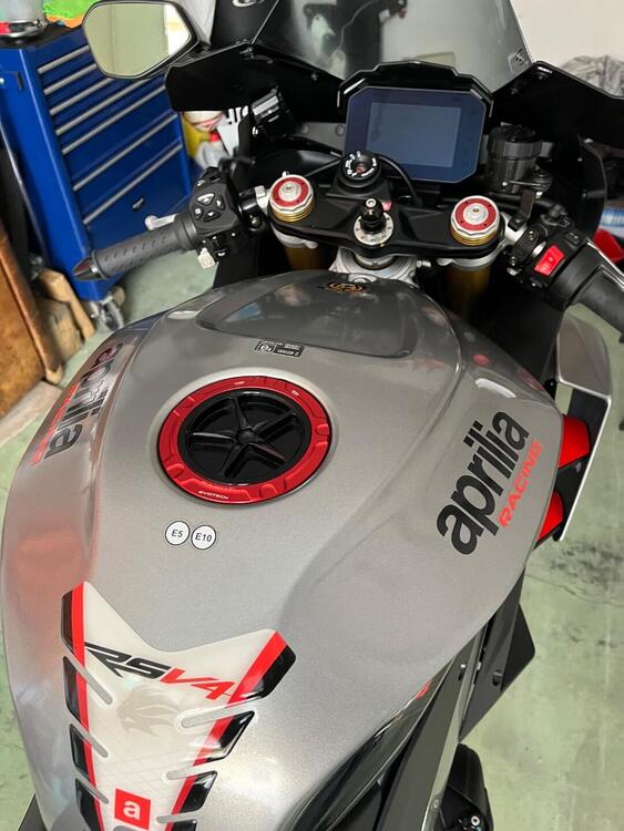 Aprilia RSV4 1100 (2021 - 24) (5)