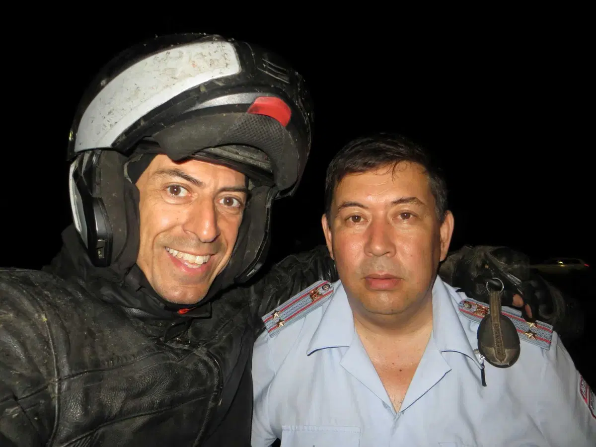 Francesco Loreti: il Kazakistan con la  BMW K1200S "Bucefalo" (46)